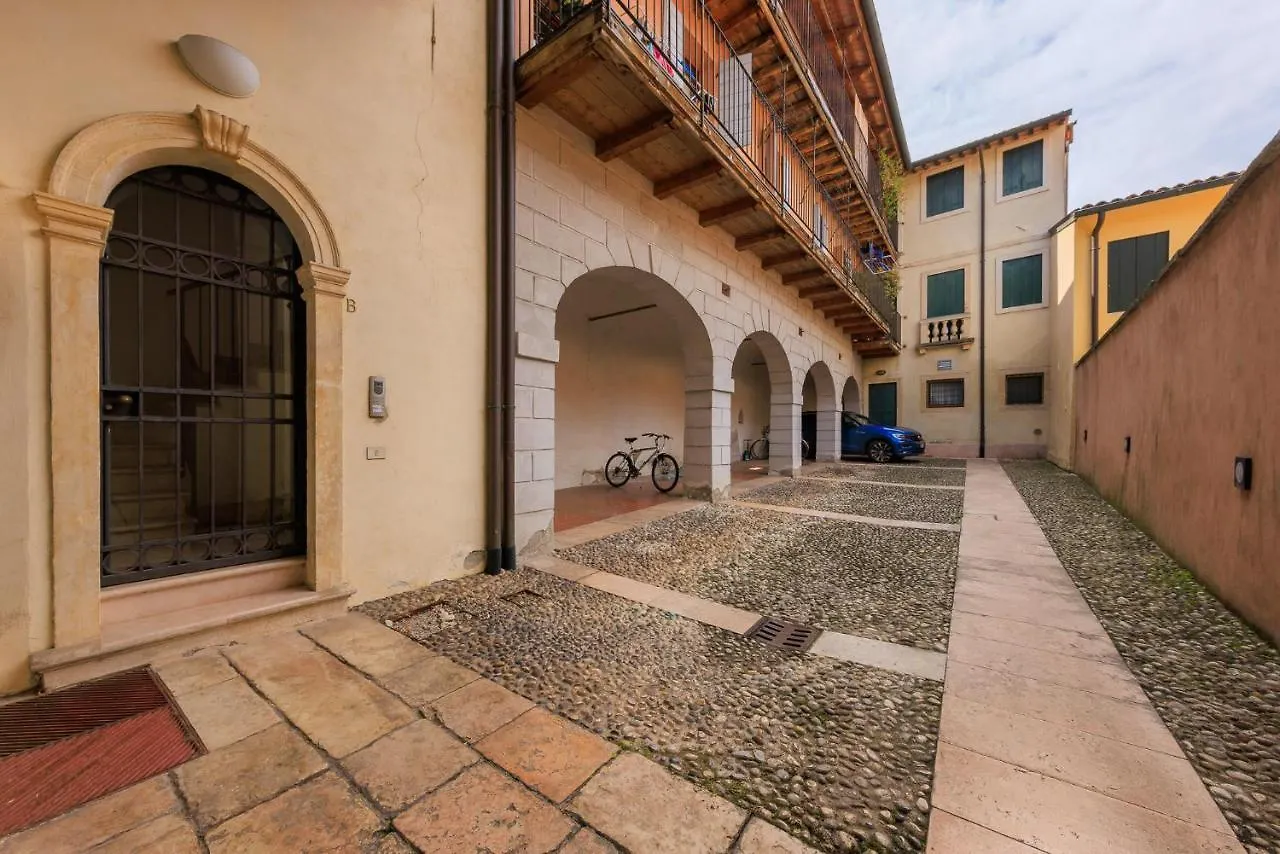 Centro Storico Appartamento Panoramico Con Wi-Fi Vicenza
