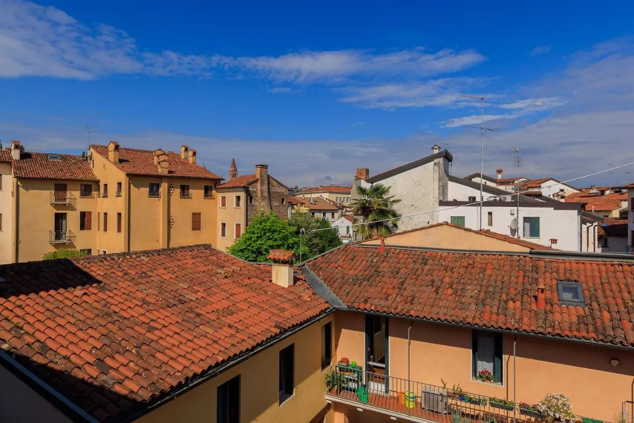 Centro Storico Appartamento Panoramico Con Wi-Fi Vicenza 0*,